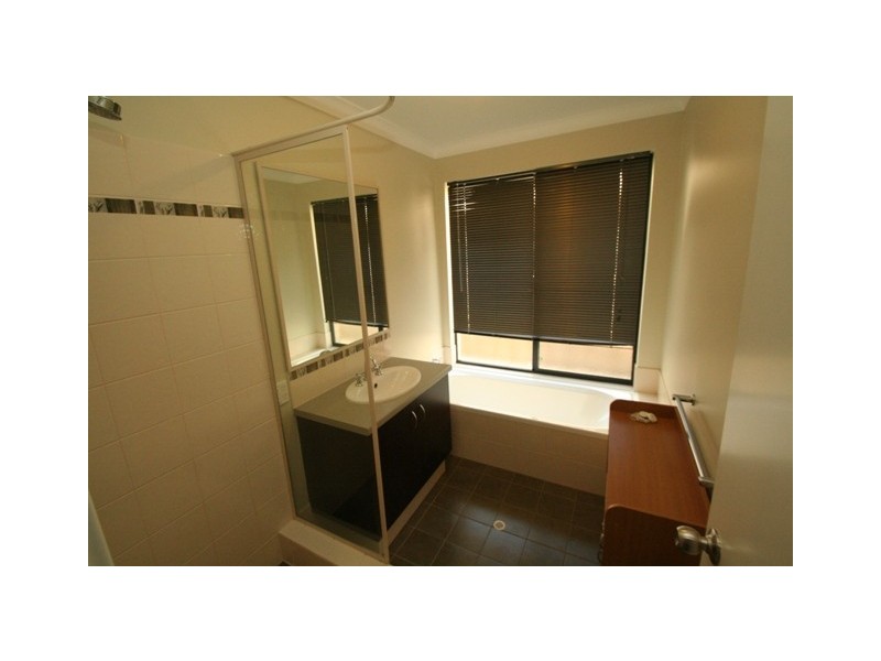 38 Avalon Road, Australind WA 6233