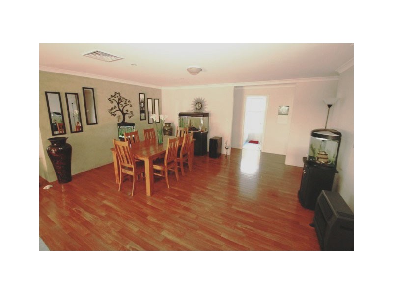 12 Brooklyn Way, Australind WA 6233