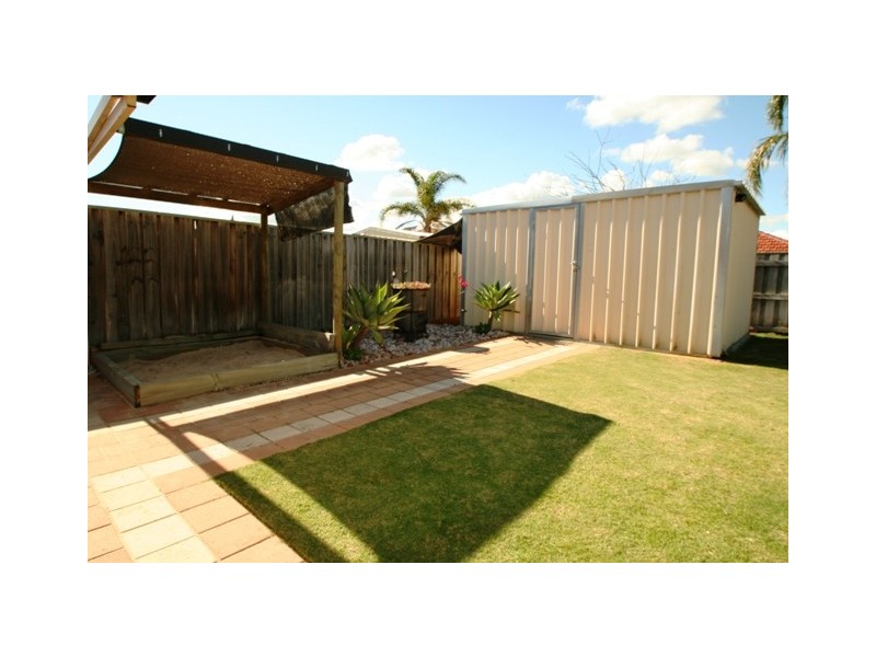 12 Brooklyn Way, Australind WA 6233