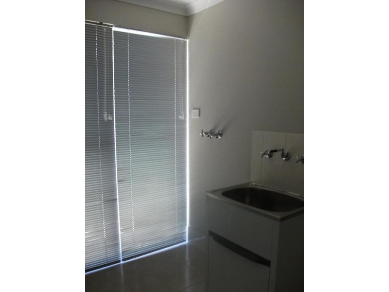 3/235 Old Coast Road, Australind WA 6233