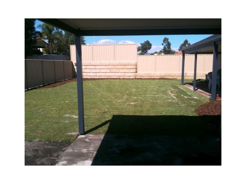 8 Macarthur Court, Australind WA 6233