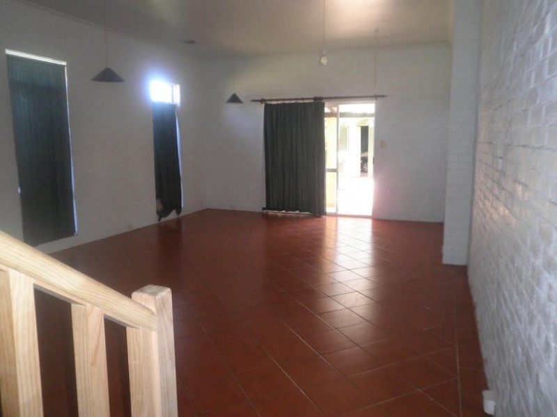 2 Symmons Street, Bunbury WA 6230