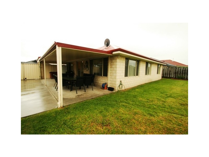 46 Barton Drive, Australind WA 6233