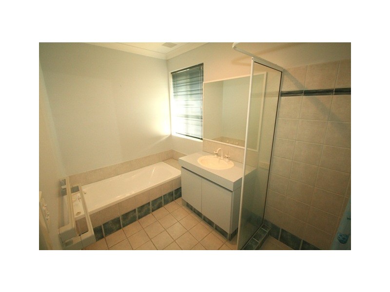 13 Garfield Drive, Australind WA 6233