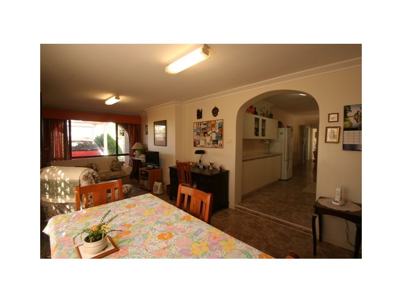 8A Camfield Street, Eaton WA 6232