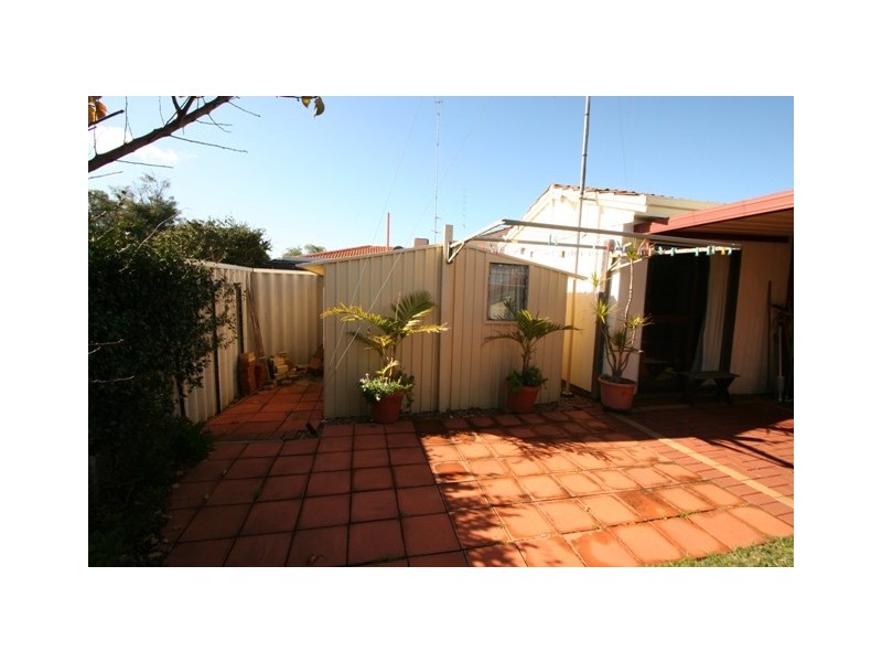 8A Camfield Street, Eaton WA 6232