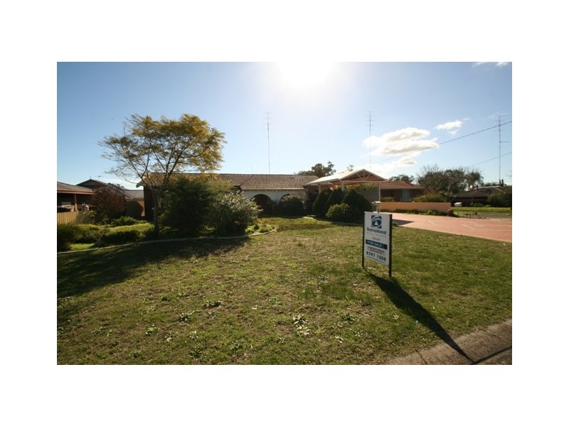 8A Camfield Street, Eaton WA 6232