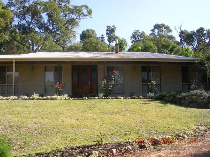 4 Wildflower Way, Australind WA 6233
