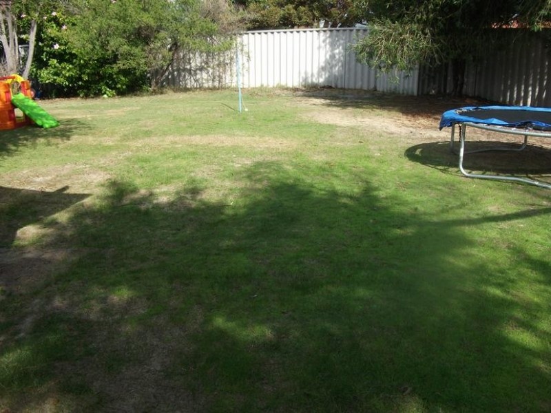 9 Hanks Way, Australind WA 6233