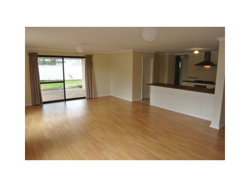 15 Graphite Turn, Dalyellup WA 6230