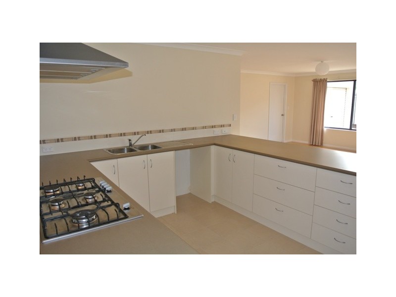 15 Graphite Turn, Dalyellup WA 6230