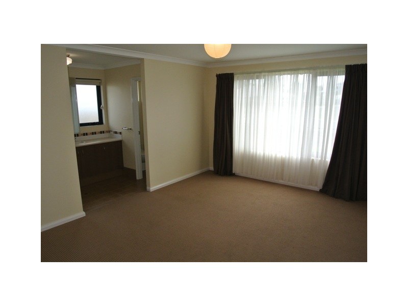 15 Graphite Turn, Dalyellup WA 6230