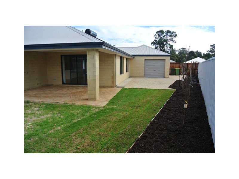 15 Graphite Turn, Dalyellup WA 6230