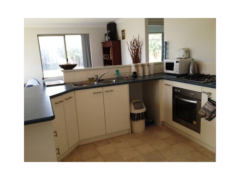 30B Garfield Drive, Australind WA 6233