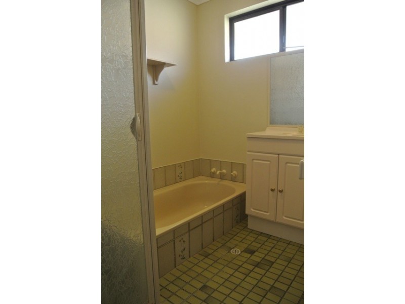 5B Lucy Victoria Avenue, Australind WA 6233