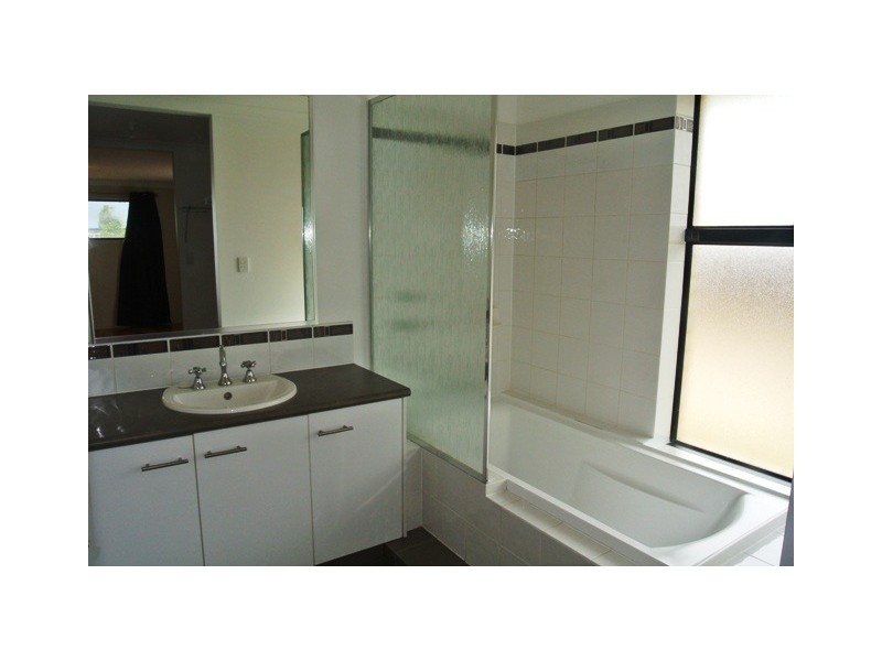 12 Kelston Way, Australind WA 6233