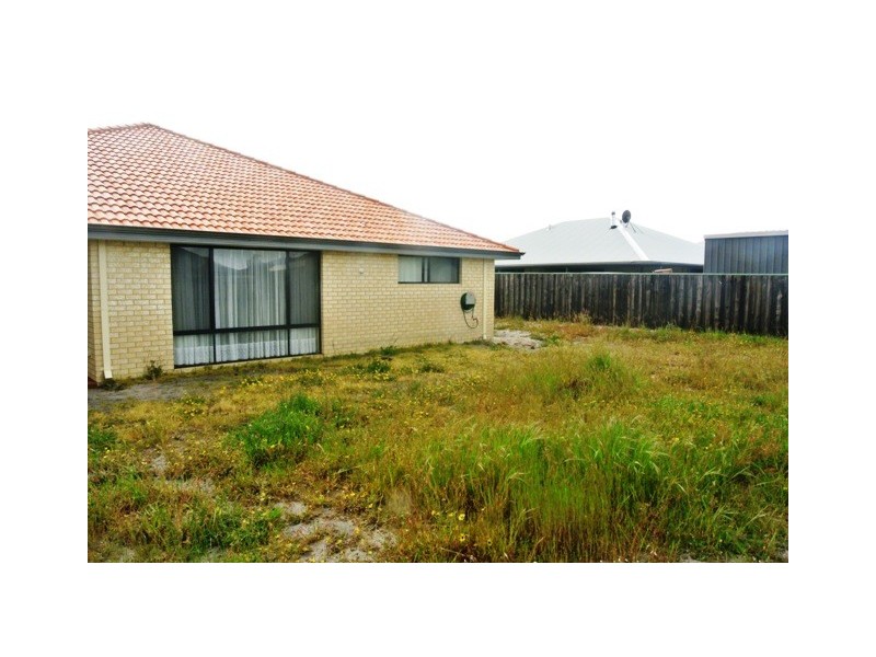 12 Kelston Way, Australind WA 6233
