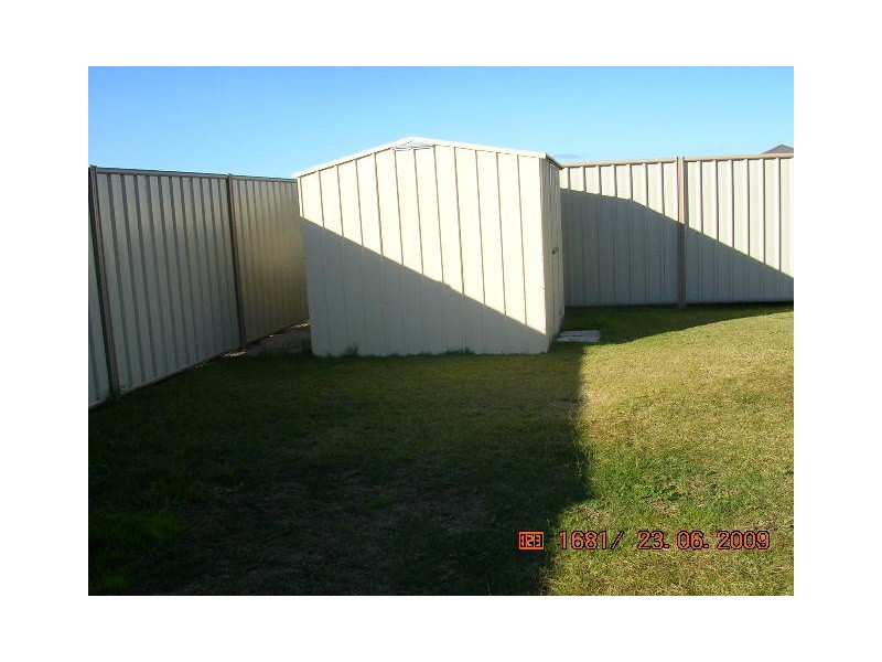 33 Jupiter Drive, Australind WA 6233