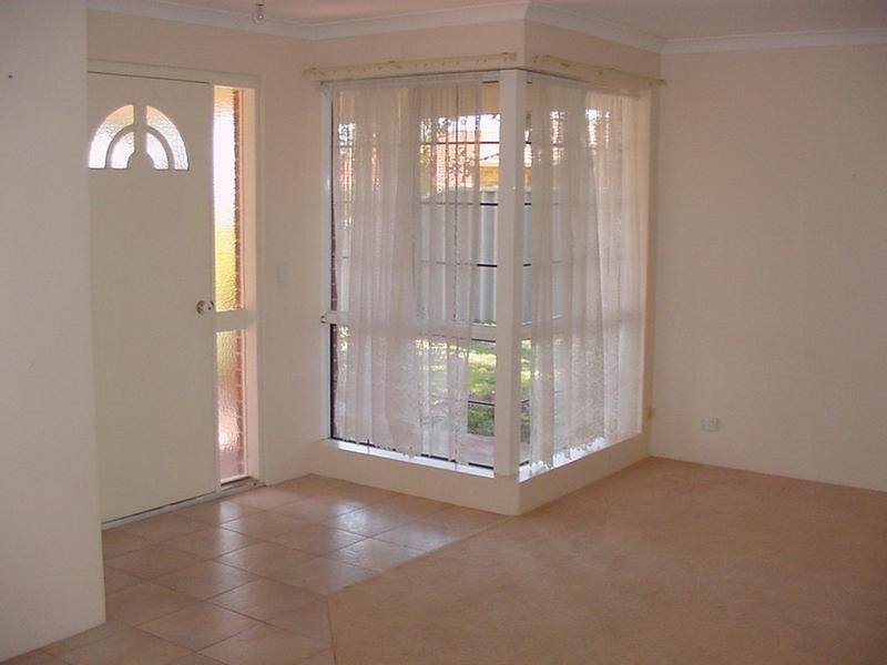 11 Emelia Place, Australind WA 6233