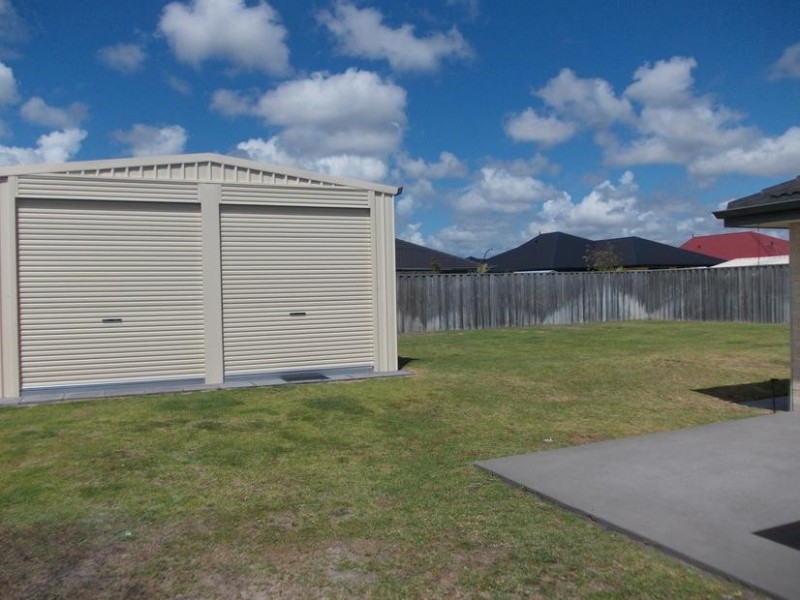 83 Burleigh Drive, Australind WA 6233