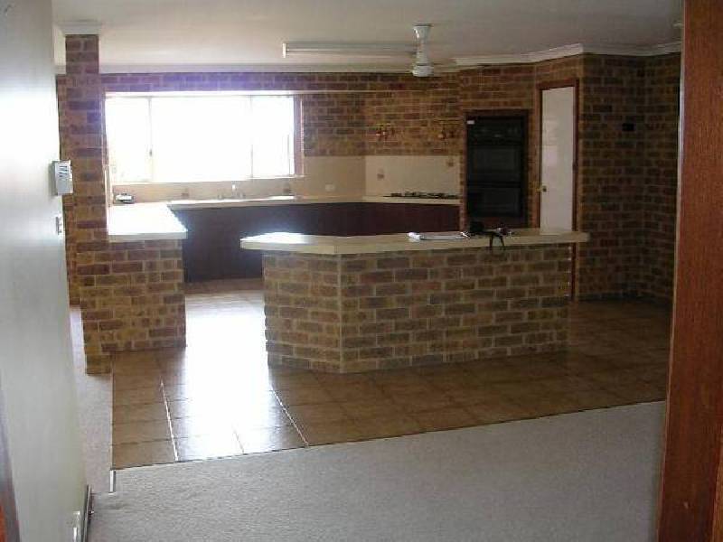 6 Monitor Way, Australind WA 6233