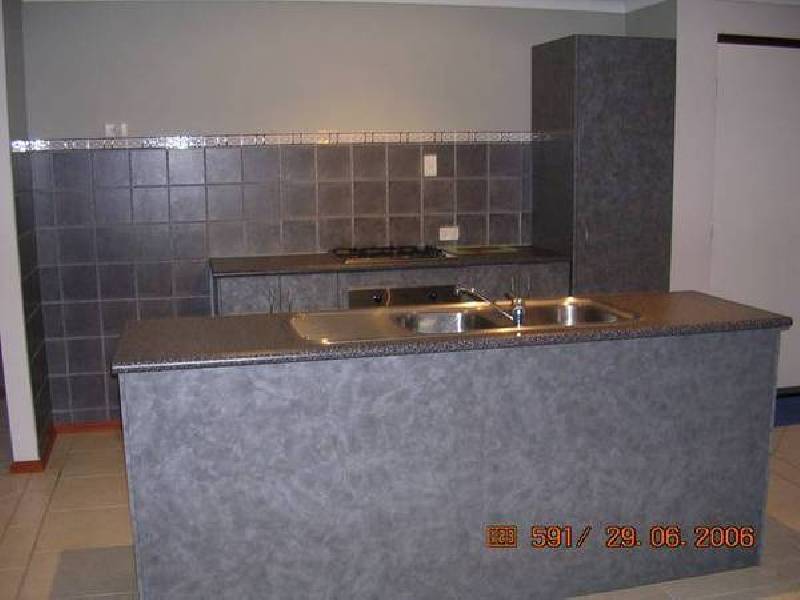 9 Thompson Place, Australind WA 6233