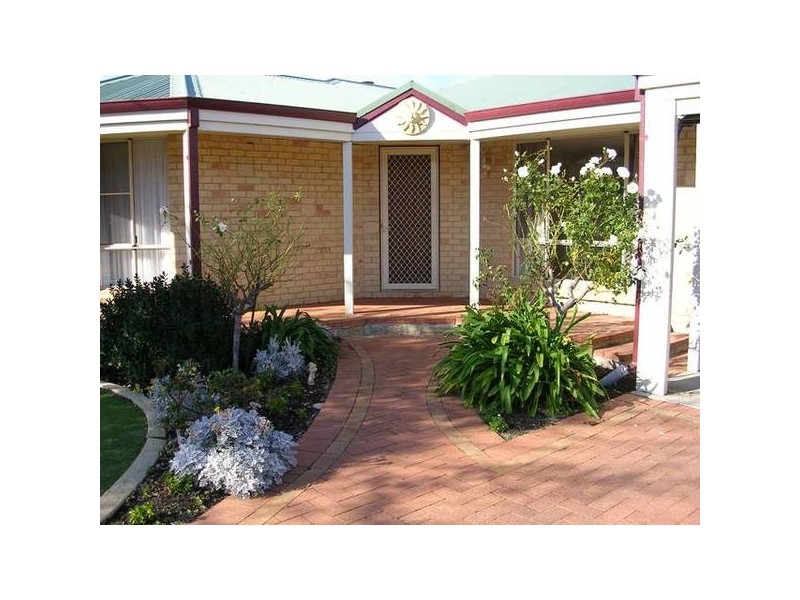 6 Kingfisher Tce, Australind WA 6233