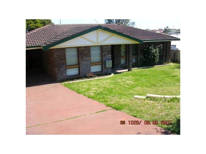 4 Lucretia Way, Eaton WA 6232