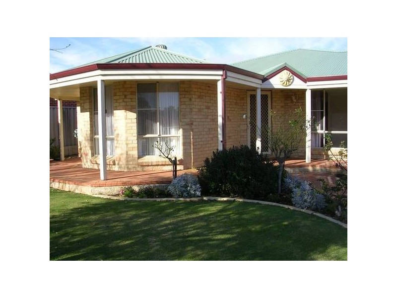6 Kingfisher Terrace, Australind WA 6233