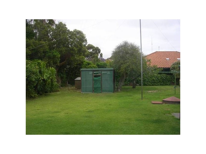 11A Ecclestone Street, Bunbury WA 6230