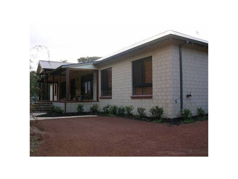 14 Wildflower Way, Australind WA 6233