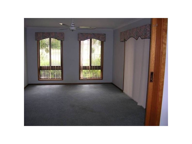 2 Francine Street, Australind WA 6233