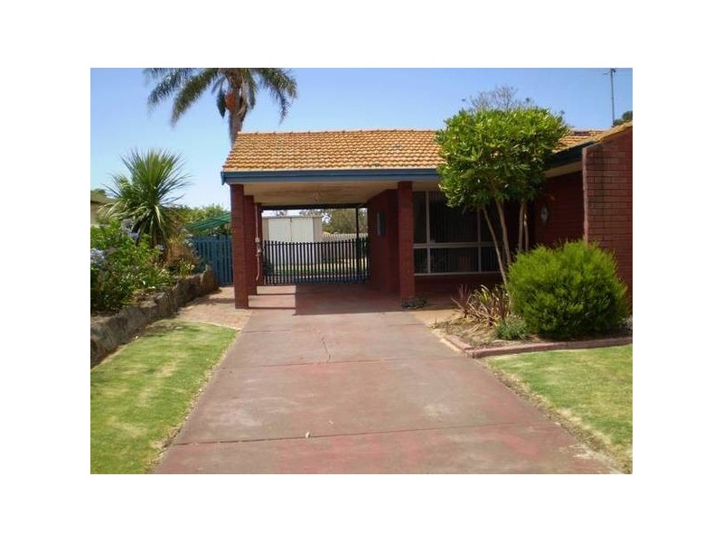 68 Herbert Road, Harvey WA 6220