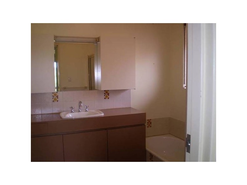 68 Herbert Road, Harvey WA 6220