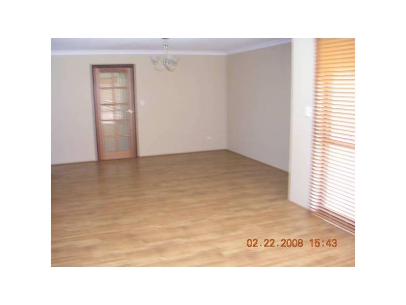 102 Barton Drive, Australind WA 6233