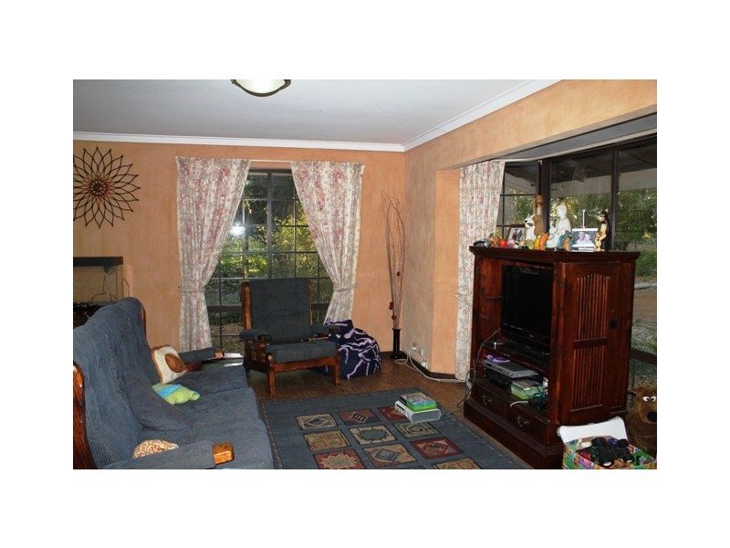 75 Salisbury Road, Cookernup WA 6220