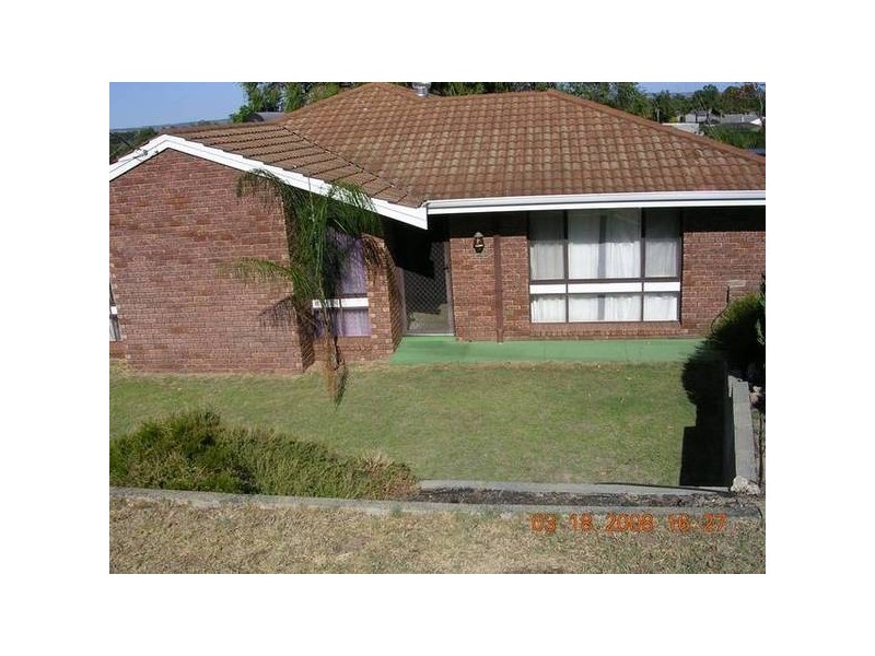 22 Parkfield Way, Australind WA 6233
