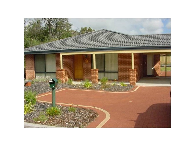 2/11 Elinor Bell Road, Australind WA 6233