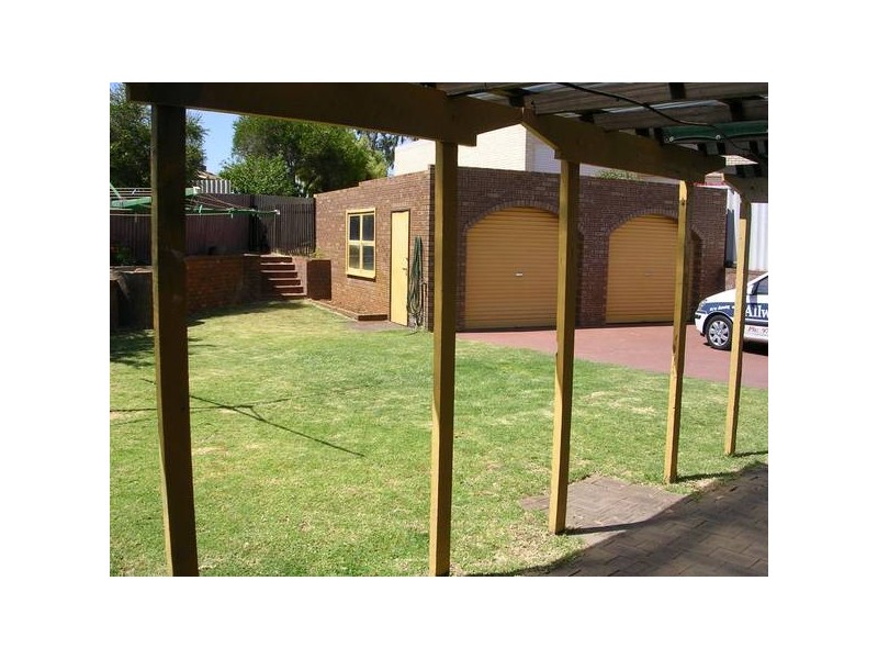 5 Sophia Place, Australind WA 6233