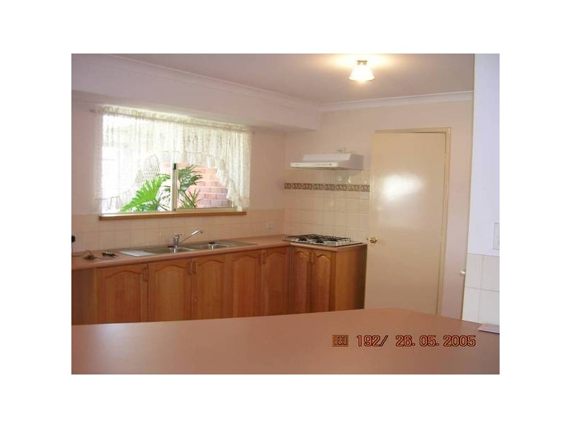 8 Barton Drive, Australind WA 6233