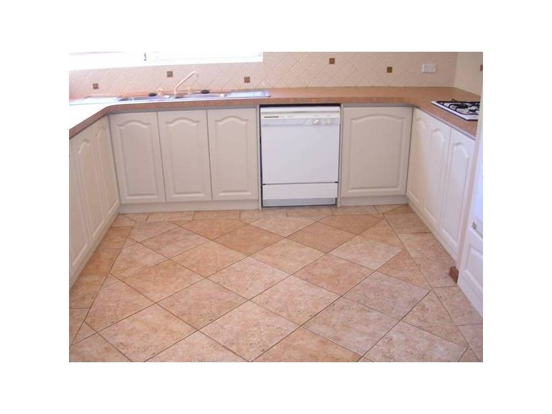 16 Bevan Loop, Roelands WA 6226