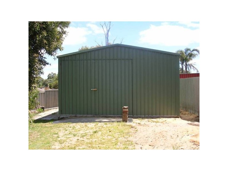 130 Lucy Victoria Avenue, Australind WA 6233