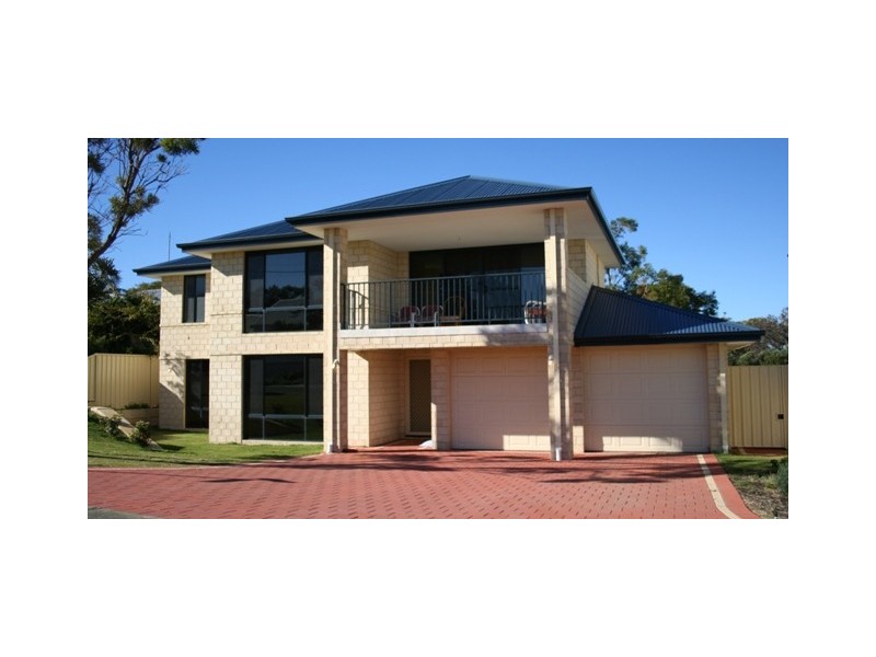 14 Barnes Avenue, Australind WA 6233