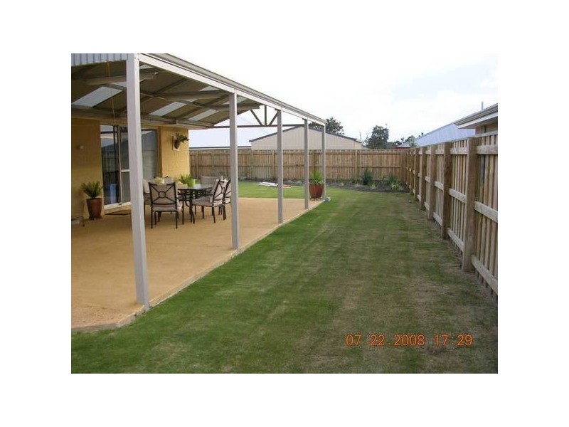 96 Barton Drive, Australind WA 6233