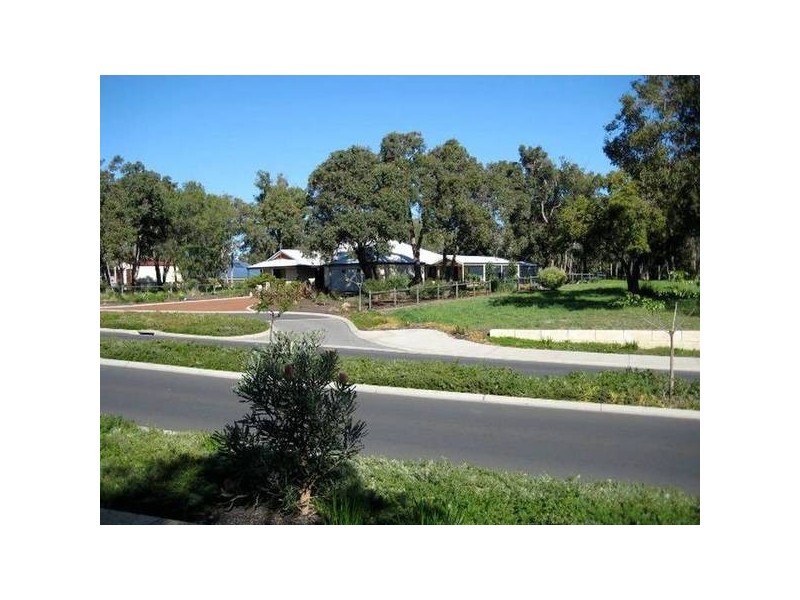 12 Grand Entrance, Australind WA 6233