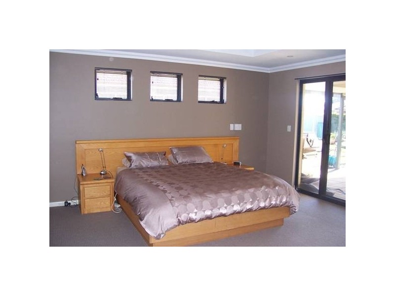 29 Carna Bay Road, Australind WA 6233