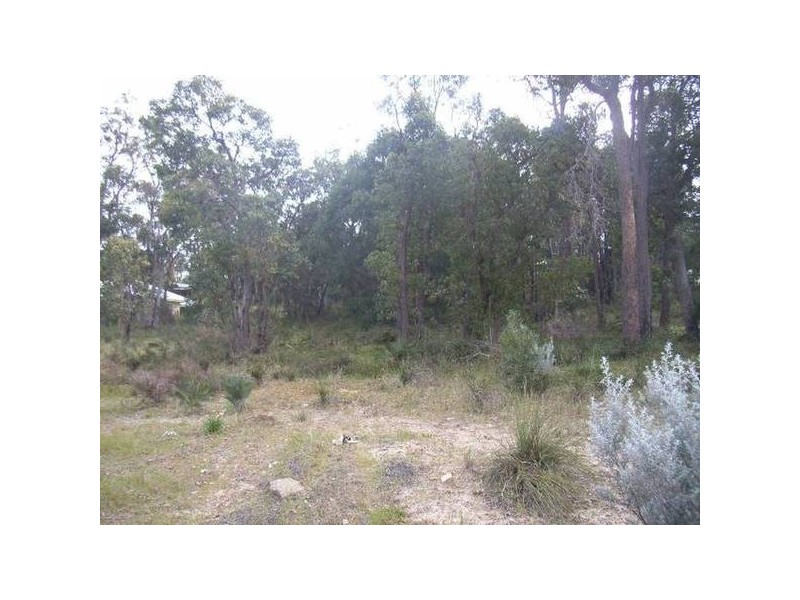 61 Winthrop Avenue, College Grove WA 6230