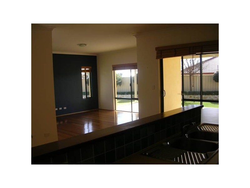 106 Leschenault Parade, Australind WA 6233