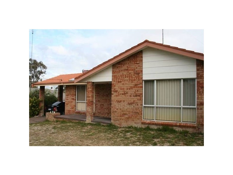 6 Hockins Place, Australind WA 6233