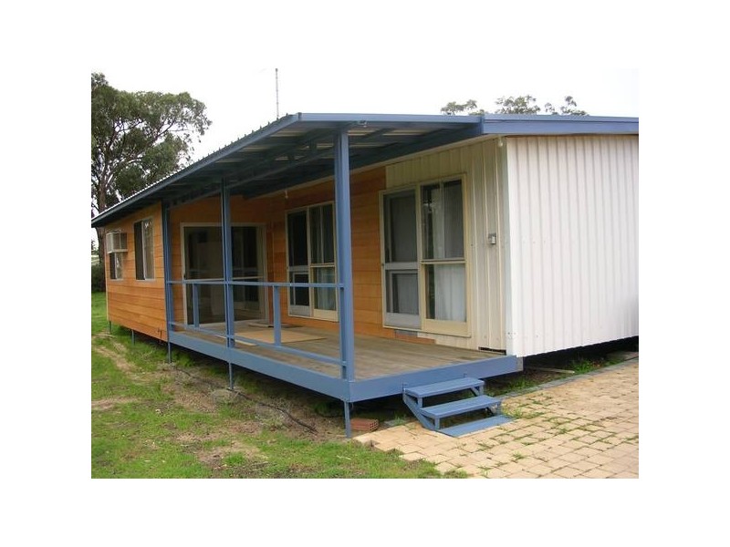 3 Templetonia Place, Myalup WA 6220